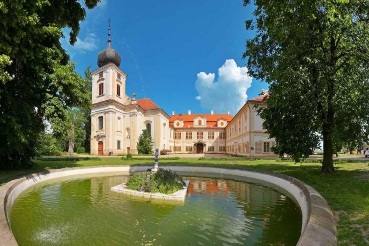 Adela´s Czech Village House Vsejany Exteriör bild